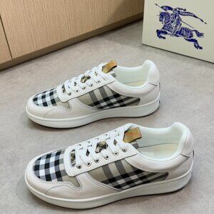 Burberry Men's Large Casual Sneakers